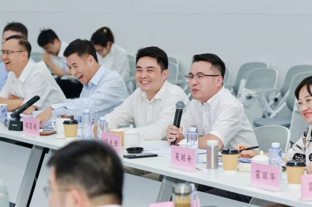 新聞報(bào)道 | 通錦精密參加蘇州市新時(shí)代工商管理企業(yè)家聯(lián)合會(huì)周日交流會(huì)